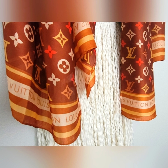 Louis Vuitton Silk Scarf - Picture 5 of 15